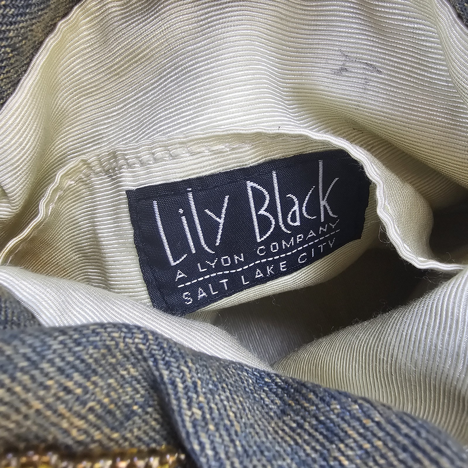 Lily Black Beaded Patchwork Purse - image 11