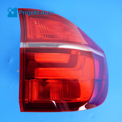 10-13 OEM BMW Rear Right Tail Light Outer X5M X5 LCI 7227792 E70