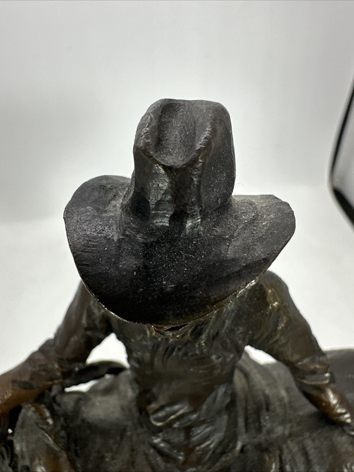 Picture 5 of 24