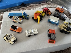 Lot of 16 Vintage Micro Machines Galoob Mixed Lot & Extra Parts