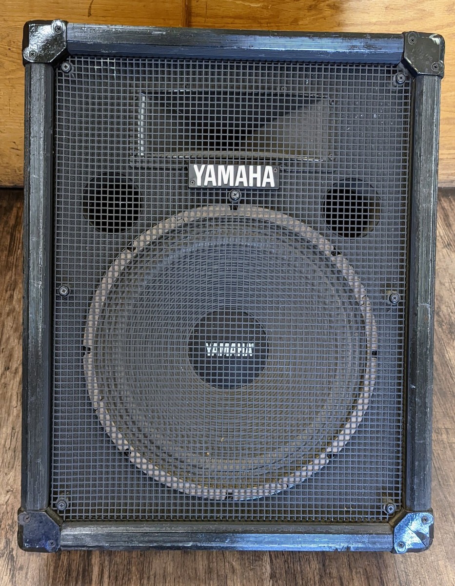 Yamaha SM15 Professional 2-Way PA Floor Wedge Monitor PA Yamaha SM15 Professional 2-Way PA Floor Wedge Monitor PA