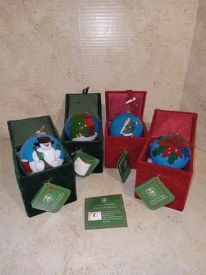 CHRISTMAS HOUSE ''BLUE BACKGROUND'' Reverse Handpainted Round Glass Ornaments (4)