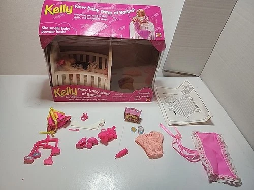 Vintage 1994 Mattel Kelly Doll New Baby Sister of Barbie Playset