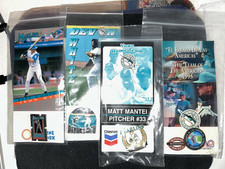 MARLINS PINS - JEFF CONINE - MATT MANTEI - DEVON WHITE - TEAM OF AMERICAS