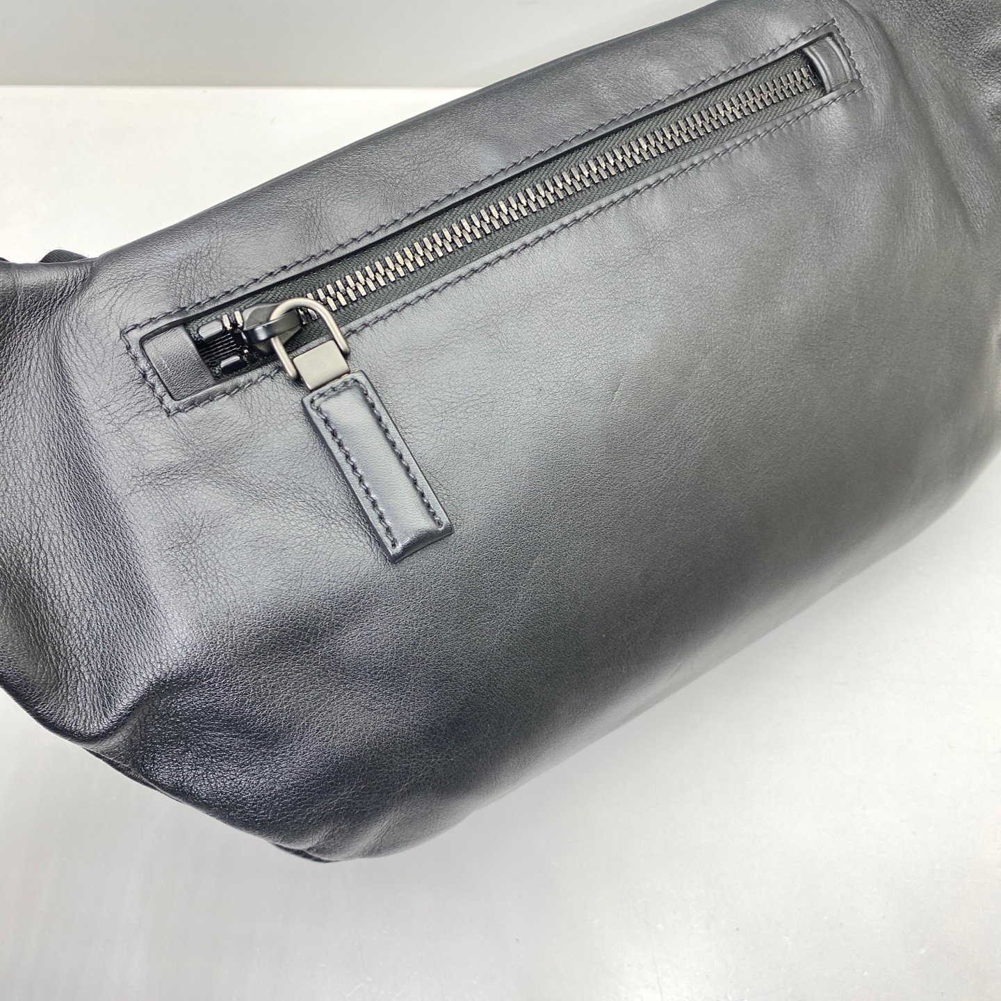 Prada 2VH127-2DMF-F0002 Sling Bag thumbnail 20