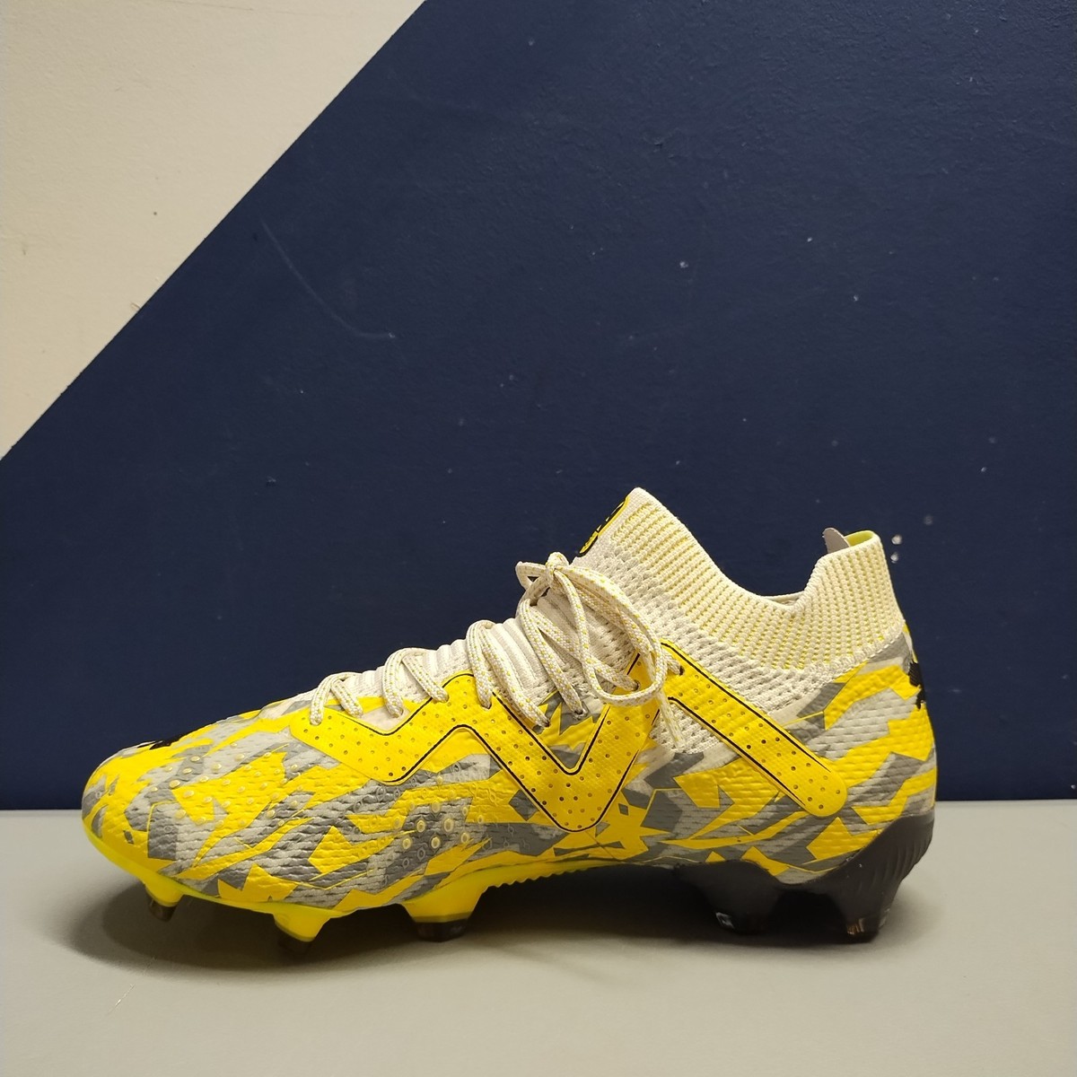 PUMA Future Ultimate FG/AG Soccer Cleats Mens Size 4.5 Multi  display picture 1