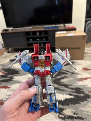 Hasbro Transformers Earthrise Starscream Action Figure WFC Generations Voyager