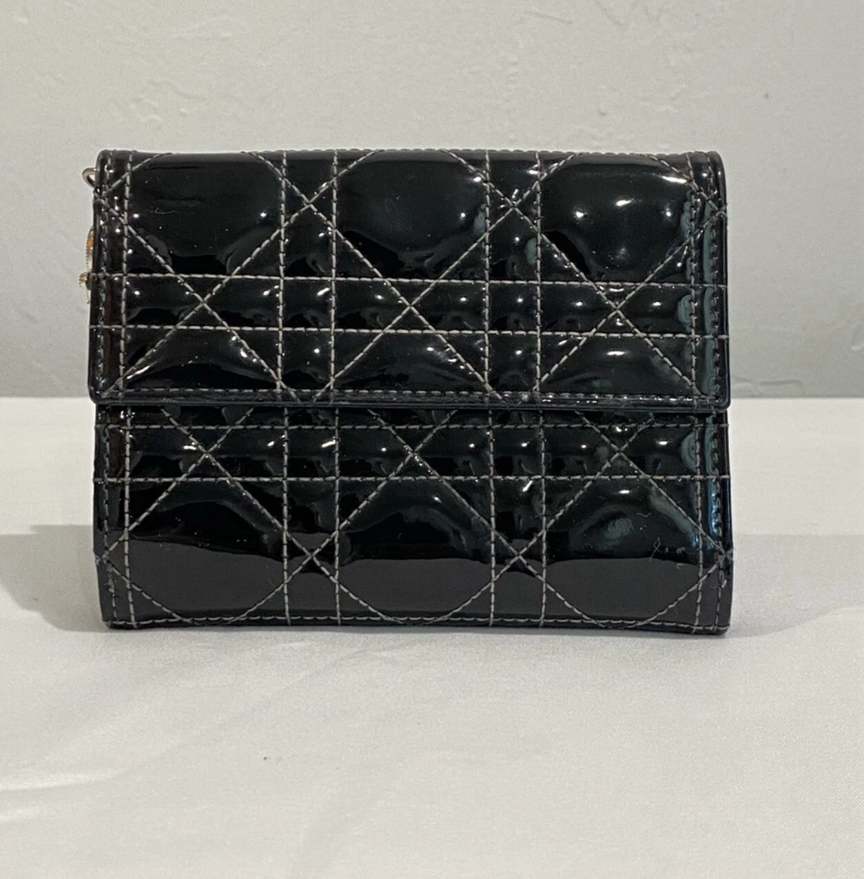 Portefeuille français cuir breveté Christian Dior