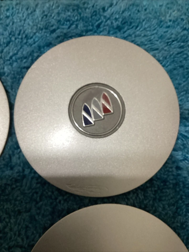 1 tapa central Buick LeSabre #25551433 1997 2001 15" aluminio repintado 1 pieza Foto 4 de 4