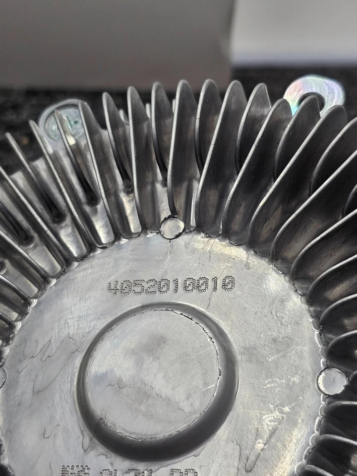 Embrague del ventilador del motor de refrigeración de alta resistencia en sentido contrario a las agujas del reloj para Ford F150 2009-2010 Foto 2 de 4