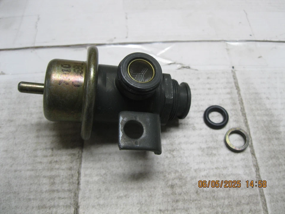 Fuel Injection Pressure Regulator Tomco 21128 - Image 2 of 4