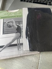 NEW Capezio Professional Fishnet Tights Black Size S/M 3000