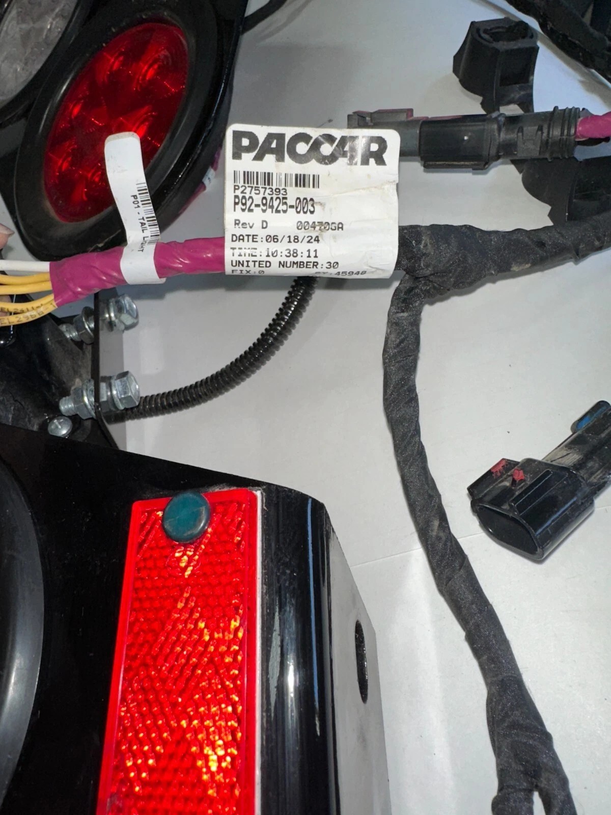 Peterbilt 379 389 LED Tail Lights Paccar Brackets New Take Off & Wiring Harness