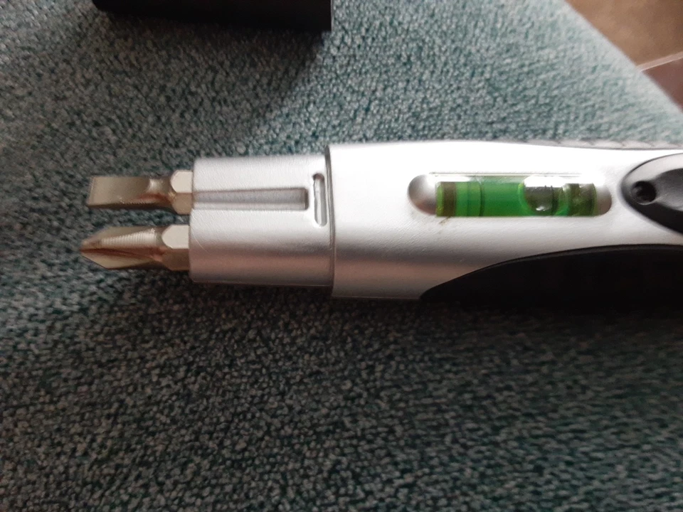 A Fathers Love Fixes All /screwdriver , level and flashlight - Image 3 of 4