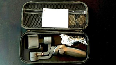 Funsnap Capture 2S 3-Axis hand Gimbal Stabilizer Focus Pull Zoom (used)