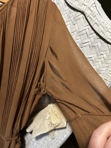 Antique 1920s Brown Pleated Silk Chiffon Dress Geometric Belt Flapper Vintage - Picture 4 of 11
