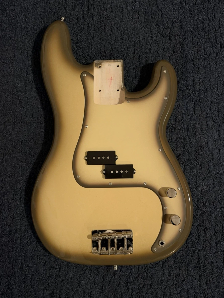 Squier Precision P Bass Body Classic Vibe 70s Series Antigua - MINT CONDITION
