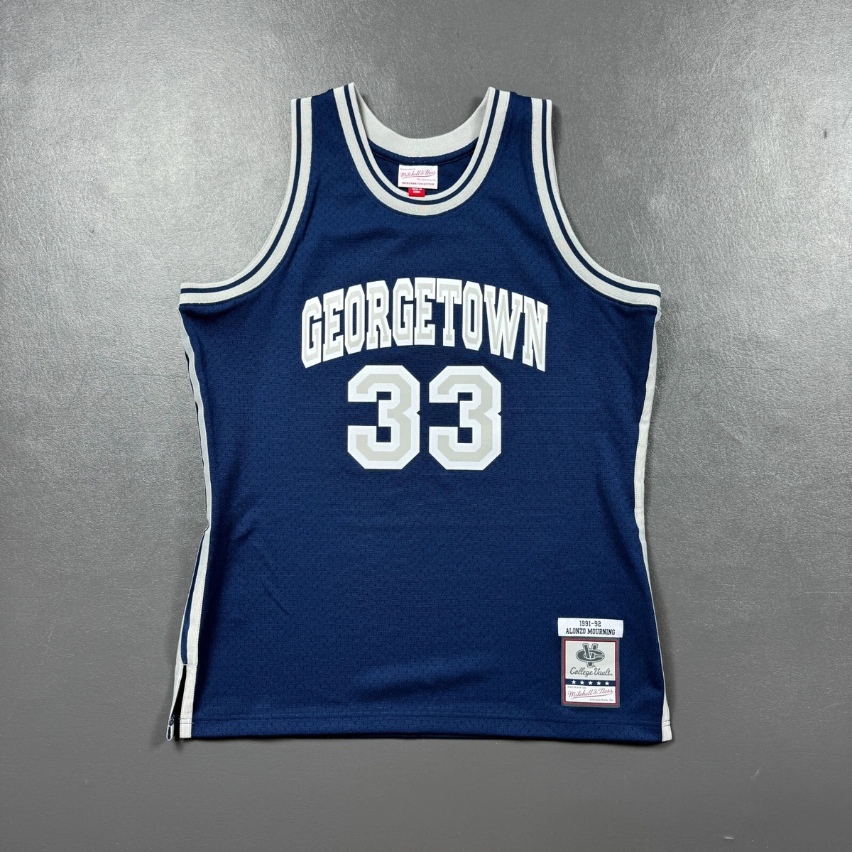Maillot Vintage NCAA Georgetown Hoyas #33 Patrick Ewing - Majestic, Taille XL Jeunesse (Occasion)