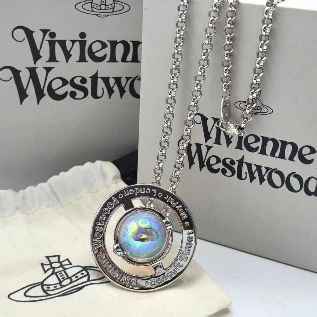 Vivienne Westwood☆Alvaro Silver Cabochon Pendant【UK発】 Vivienne Westwood Necklace Medium Orb Silver Top 6.5 x 6cm C