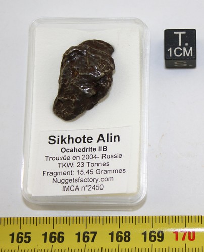 1 Meteorito Sikhote Alin En Una Caja Ocahedrita IIB ( Rusia - 008 ** )
