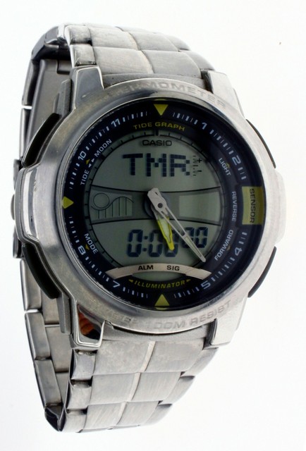digital watch with thermometer