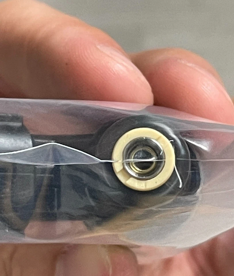 Inyector de combustible OEM 23209-36030 para Lexus GS200t IS200t IS300 NX200t NX300 NX300h  Foto 2 de 4