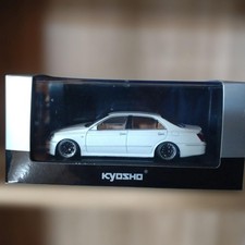Kyosho 1/43 Toyota Crown Majesta Collectables 17+