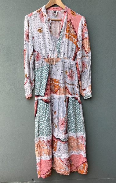 Jaase - Fit & Flare White & Pink Floral Cinched Waist Maxi Dress - S / M ?