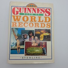 Vintage 1985 Guinness Book of World Records.  Sterling publishing.  Hardcover