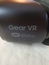 Samsung SM-R324 Gear VR With Controller Powered by Oculus No Box Or Controller