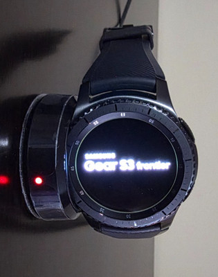 Samsung Galaxy Watch Gear S3 Frontier SM-R760 46MM-BLACK EXCELLENT CONDITION
