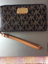 Michael Kors Black Khaki  Jet Set Travel Phone Case Clutch, Wristlet Wallet, NWT