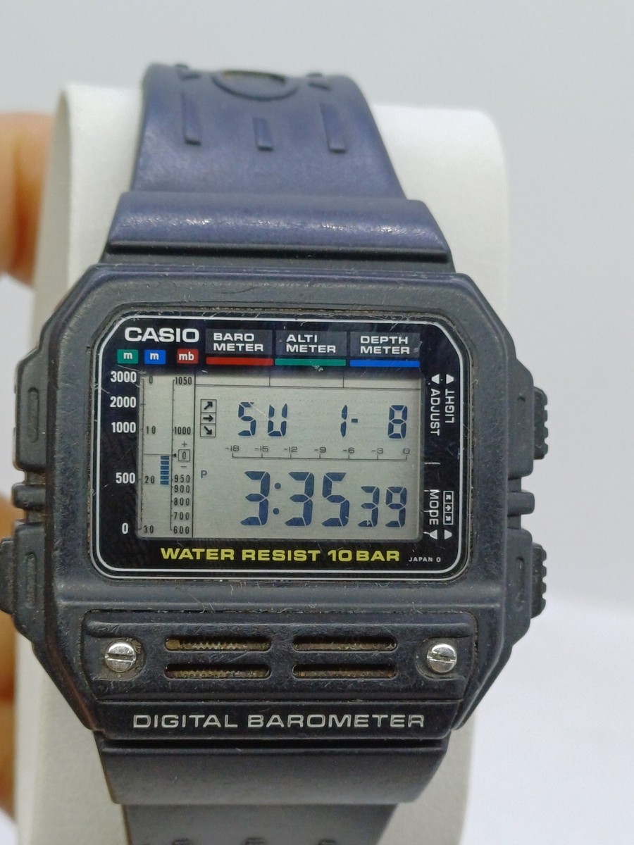 CASIO BM-100WJ Barometer デジタル腕時計 VINTAGE CASIO 560 BM-100 WJ BAROMETER ALTIMETER DIGITAL MENS