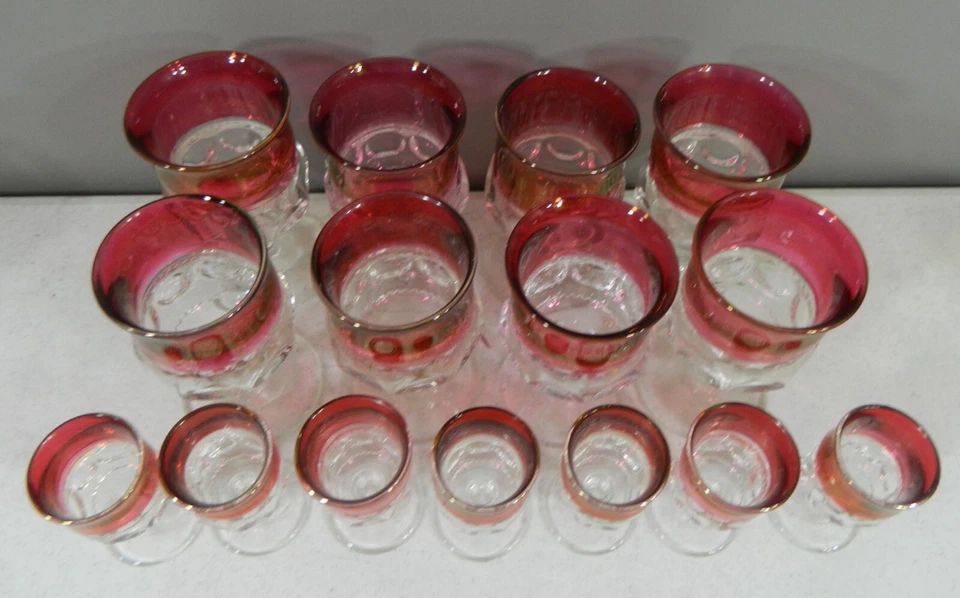 Set of 15 Kings Crown Thumbprint Ruby Red Gasses - Image 3 of 4