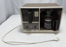 Vintage 80’s Black & Decker Spacemaker Automatic Drip Coffee Maker Under Cabinet