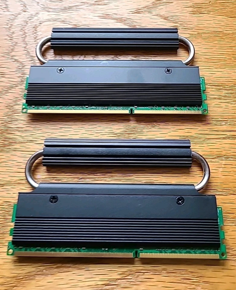 Lot OF 2 OCZ Reaper HPC 8GB (2X4GB) OCZ3RPR1333C9LV8GK RAM FAST SHIP - Image 2 of 3