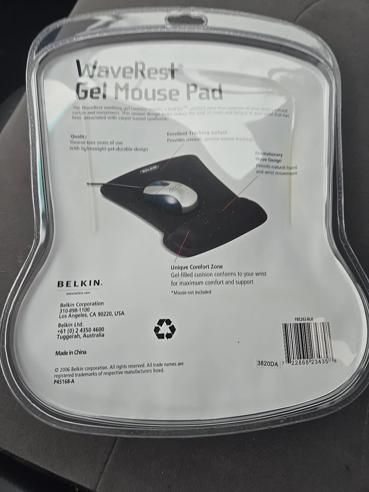 NEW Belkin WaveRest Gel Mouse Pad, Black F8E262-BLK. NIP Factory Sealed - Image 2 of 2