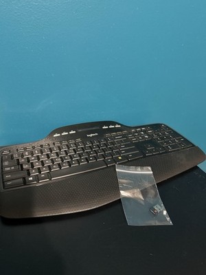 Logitech Performance MK710 Wireless Keyboard USB Used. Working Condition.