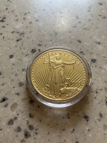 Copy 1933 Liberty Standing Walking 20 Dollar Coin-USA-Gold Plated In Capsule