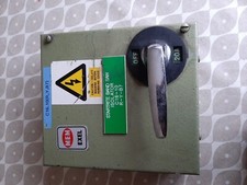 MEM EXEL 20A ISOLATER SWITCH, 20 Amps switch disconnector