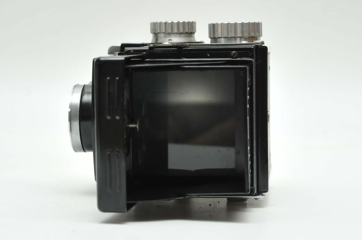 Mamiya Mamiyaflex TLR Camera with 7.5cm (75mm) f/3.5 Mamiya Mamiyaflex TLR Camera with 7.5cm (75mm) f/3.5