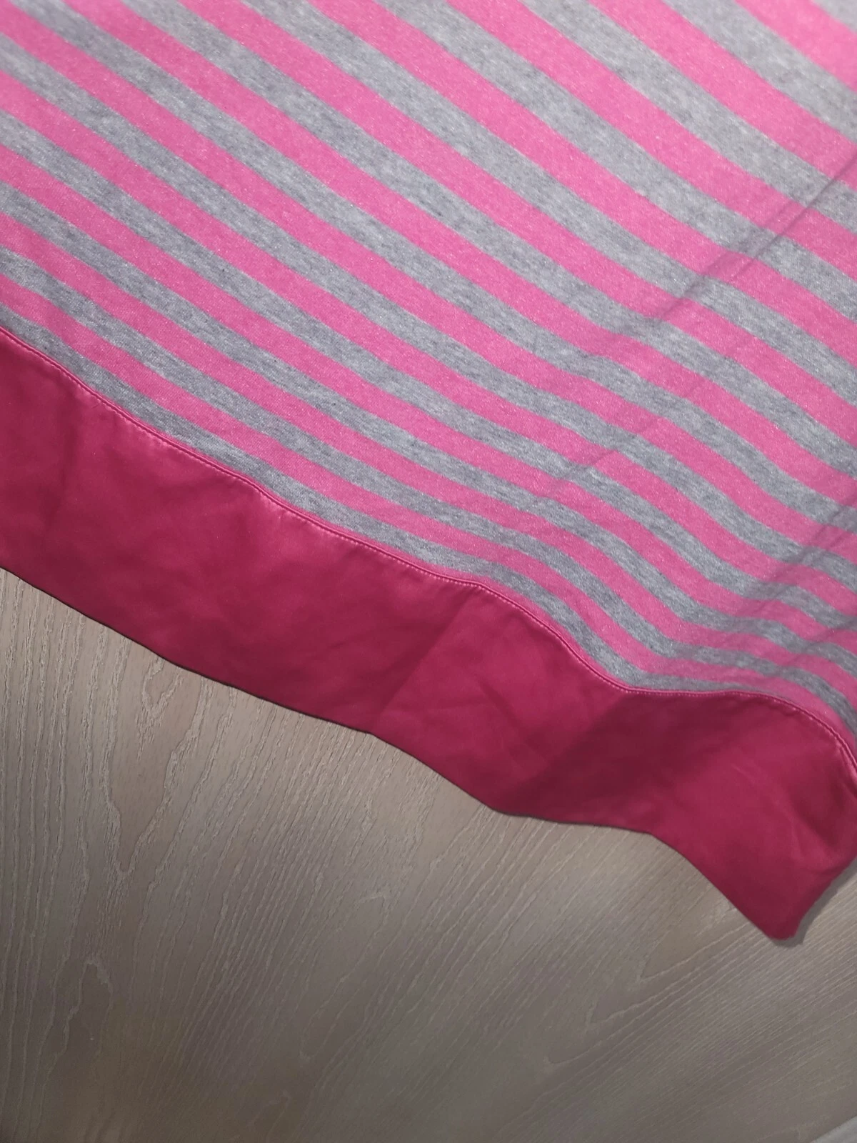 UNDERCOVER Abito da notte piccolo Pink By Victoria's Secret Y2K raro cravatte laterali scollo a V bordo raso