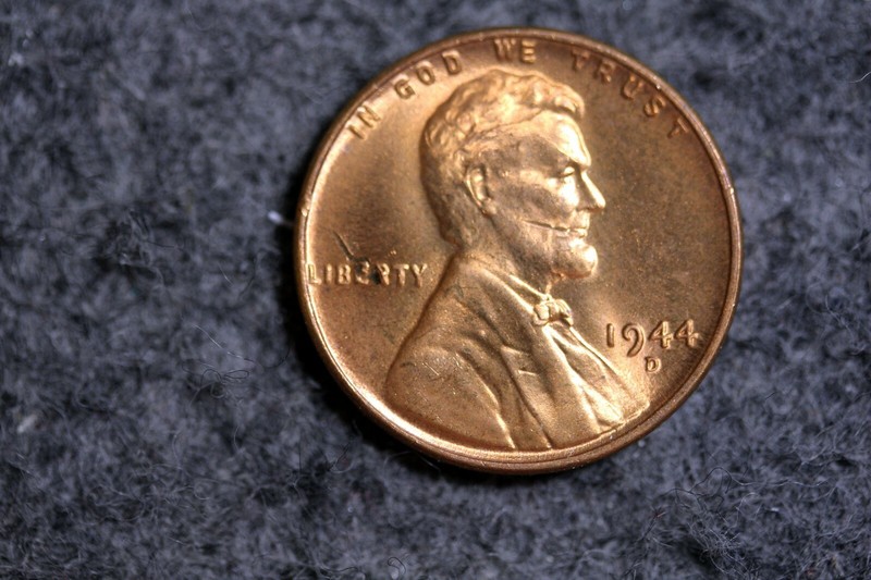 Estate Find 1944 - D Lincoln Wheat Cent!!  #J17370