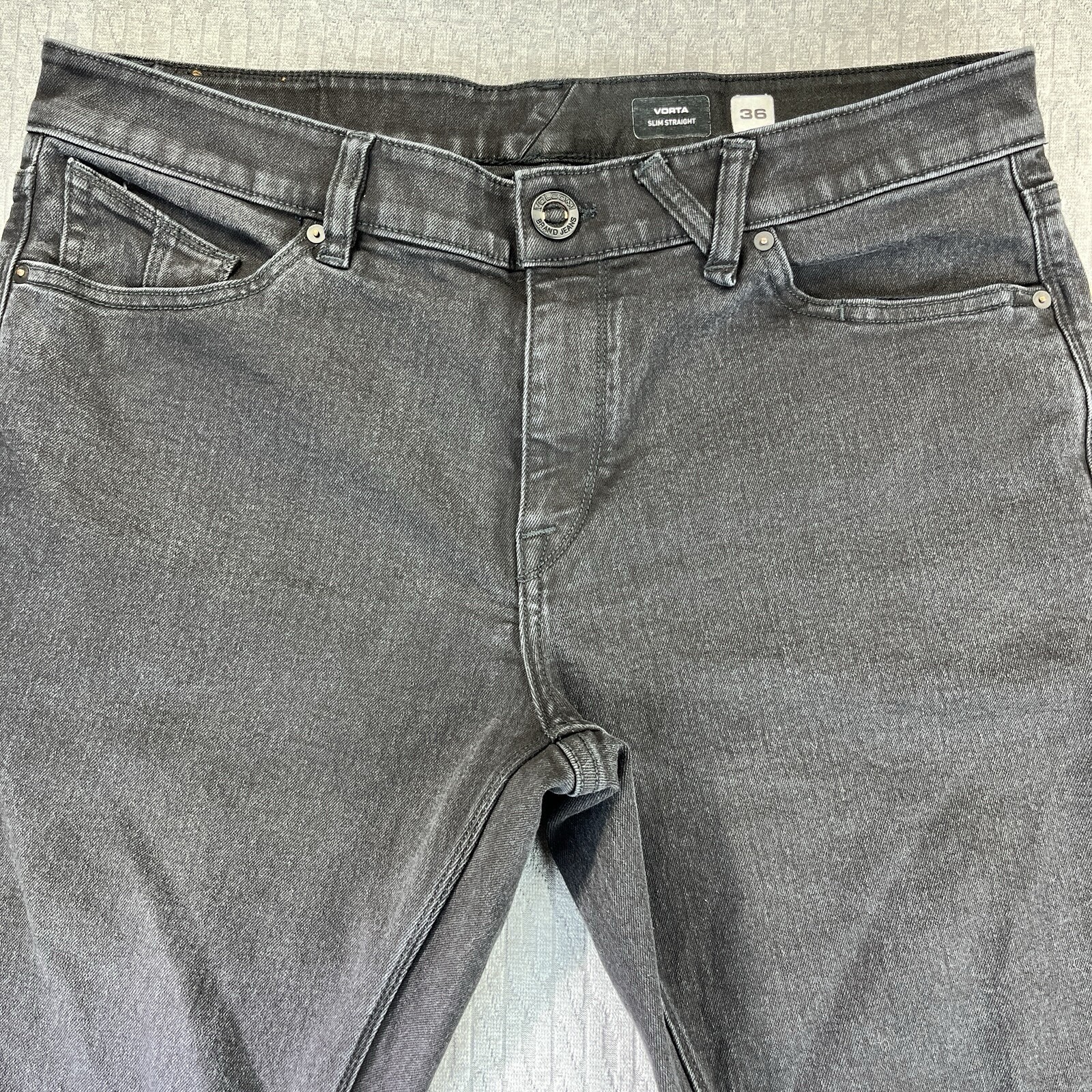 Volcom Vorta Slim Straight, Men’s pants (36x31) black denim jeans comfort fit