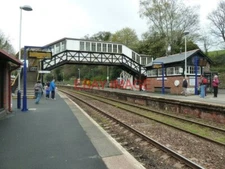 PHOTO  BODMIN PARKWAY STATION THIS STATION IS USED BY BOTH NETWORK RAIL AND THE