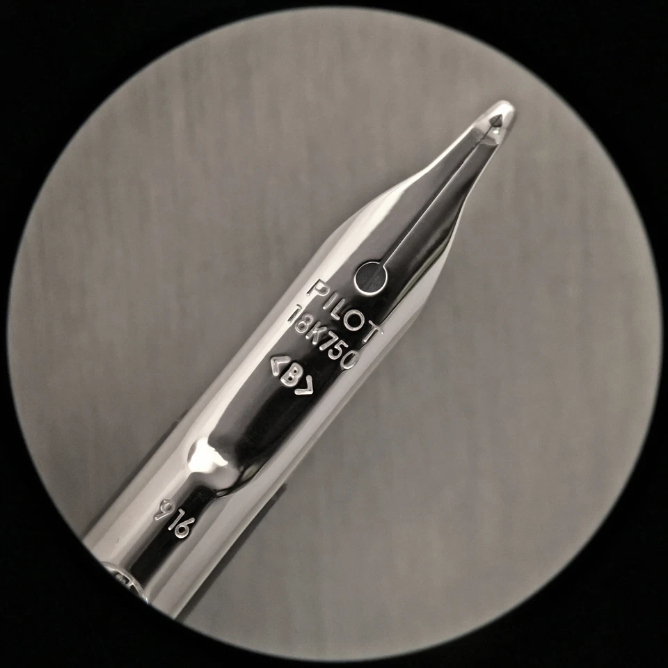 Conjunto conversor de refil Pilot Vanishing Point ródio - ouro branco 18K novo na caixa - Imagem 3 de 3