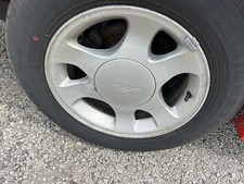 Wheel 15x7 6 Spoke Painted Surface Silver Finish Fits 99-01 Mustang 571556