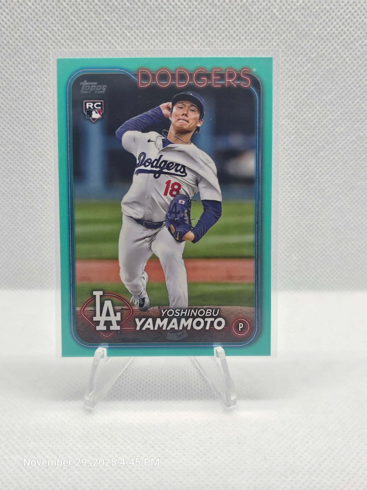 2024 Topps Series 2 # 553 Yoshinobu Yamamoto Aqua Fanatics Parallel RC. Dodgers.