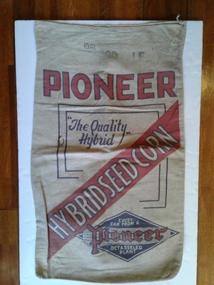 Vintage Agriculture Advertising Pioneer Hybrid See Corn Cloth Bag.
