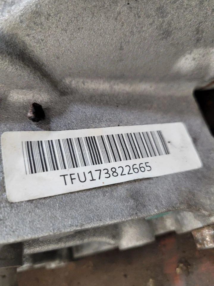 2012 2013 2014 2015 2016 2017 2018 2019 CHRYSLER 300  Carrier Front  Foto 4 de 4